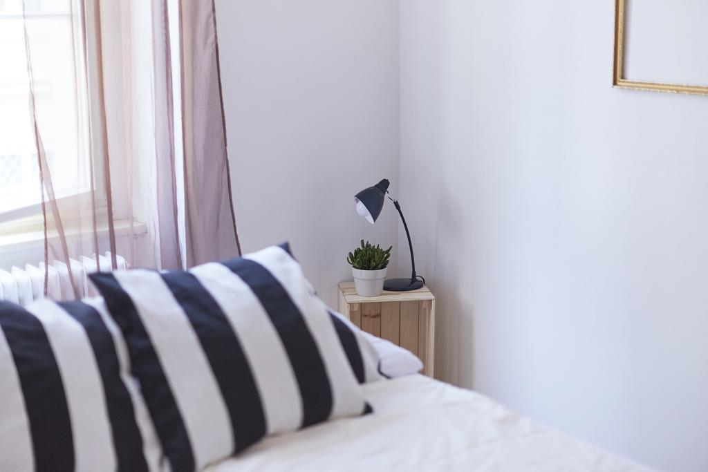Friday Songs Appartement Praag Buitenkant foto