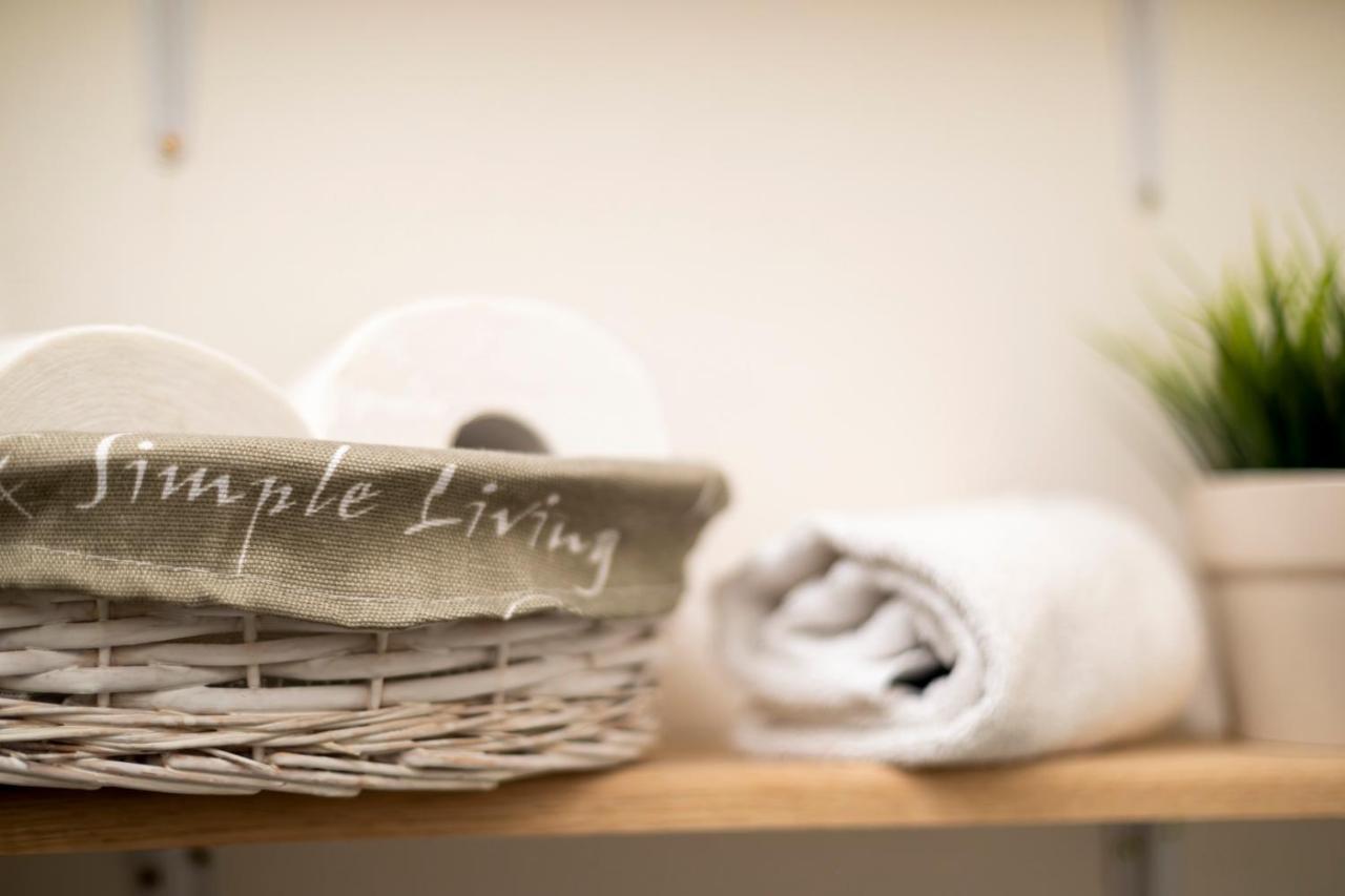 Friday Songs Appartement Praag Buitenkant foto